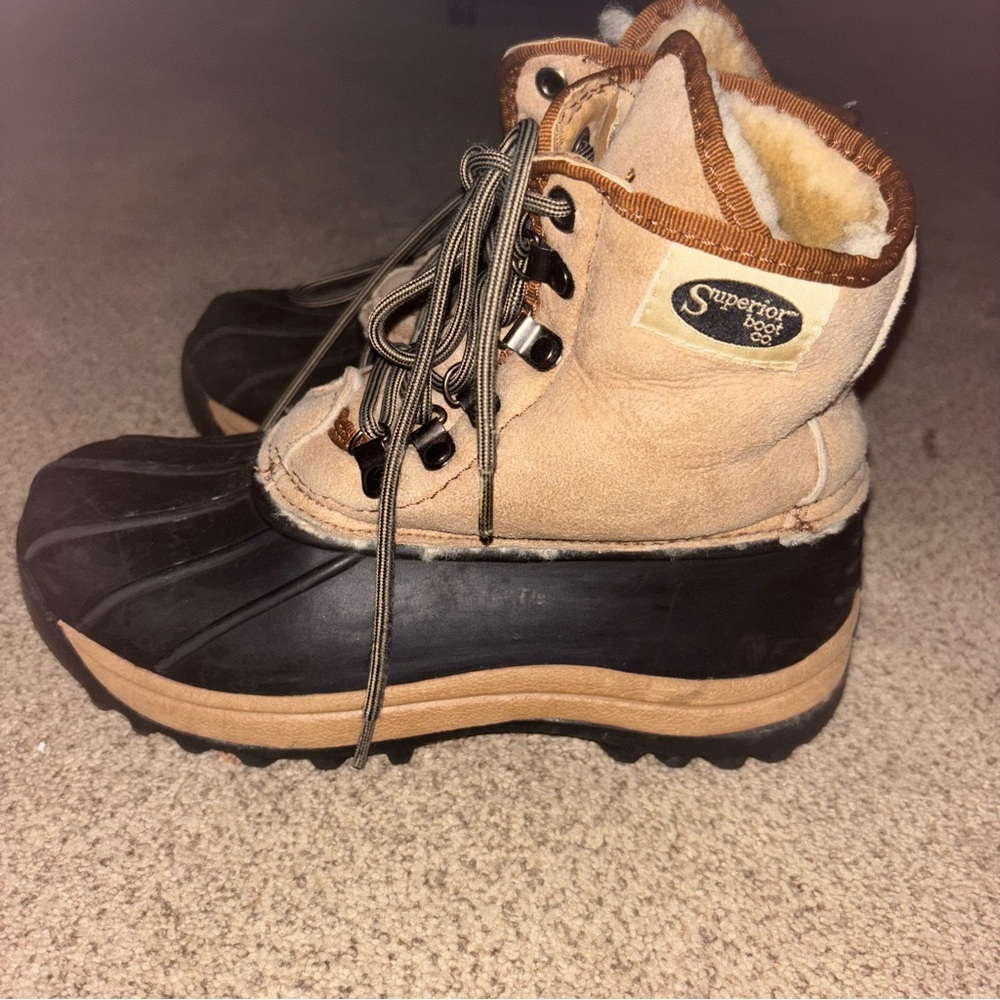 Superior Boot Co women’s size 7 suede hiking boots